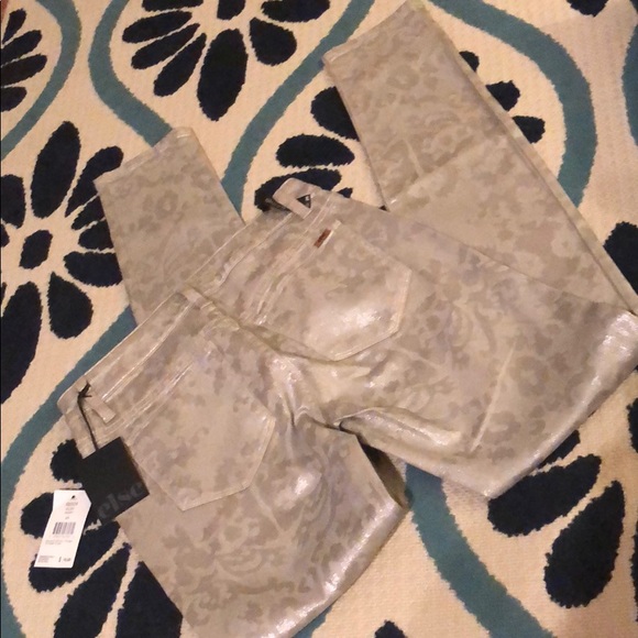 else metallic skinny jeans! - Picture 11 of 12